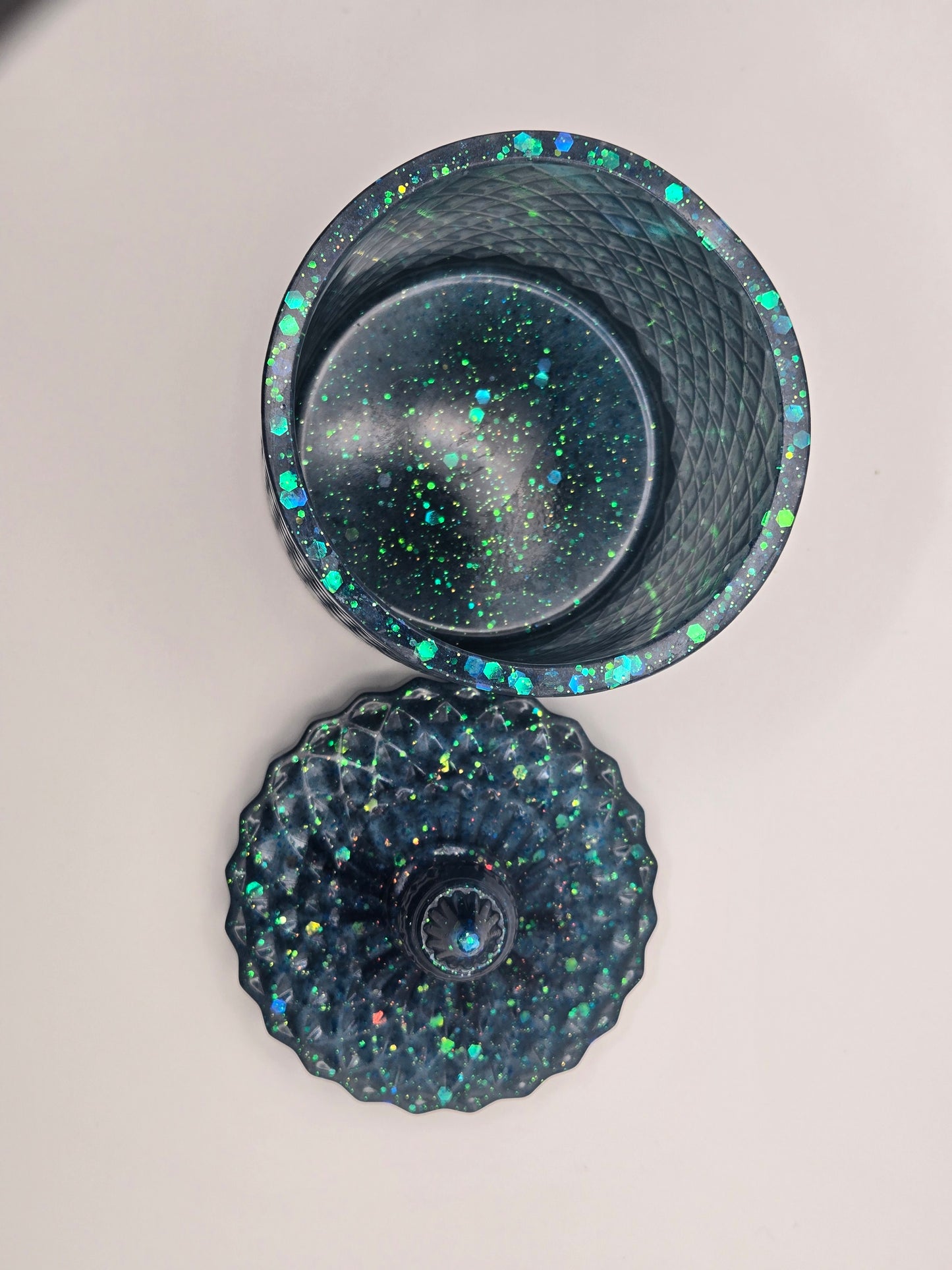 ✨ Midnight Galaxy Resin Jar with Lid – Handmade Cosmic Vanity Jar