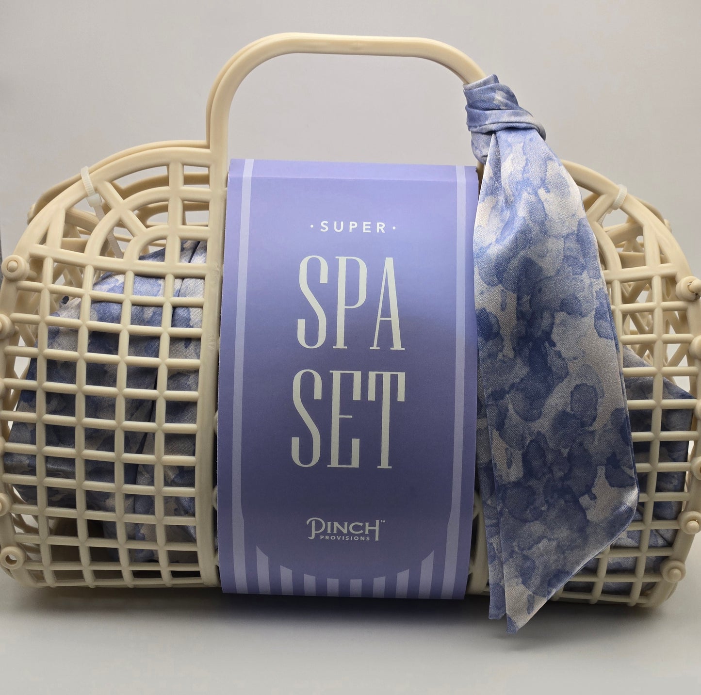 Super Spa Set by Pinch Provisions – 8 Luxe Essentials in a Chic Carry Case